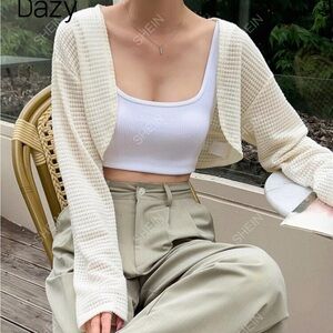 NWT DAZY Drop Shoulder Cropped Beige Long Sleeve Cardigan (size large)